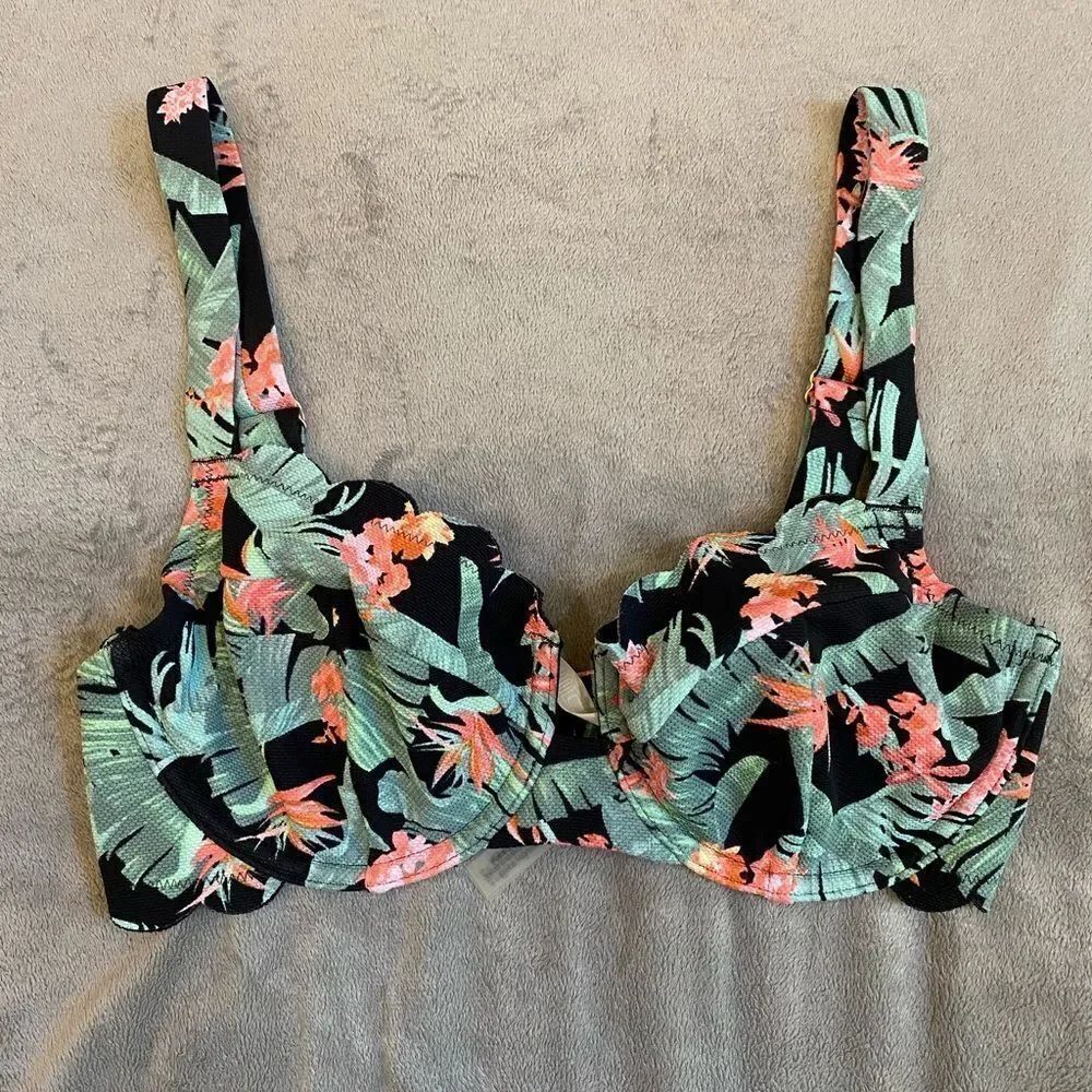 Victoria’s Secret Swim Top Women Size 32DD